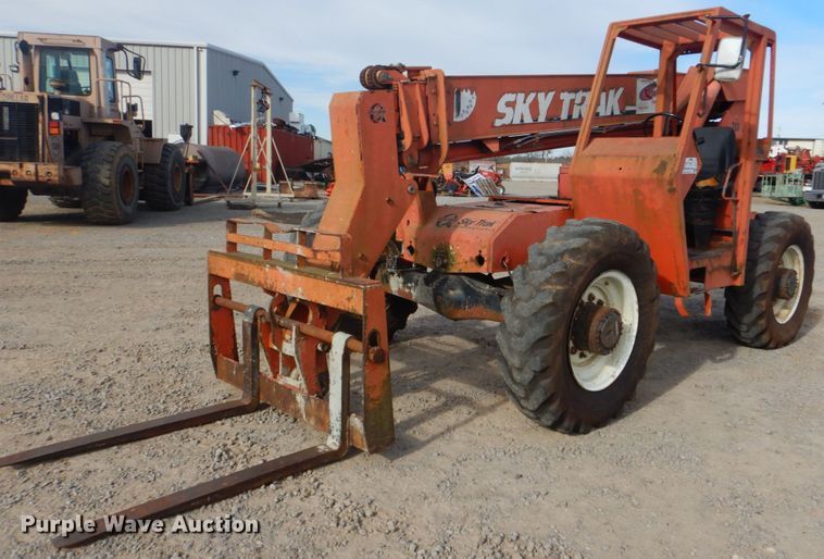 image for item DI2434 1994 SkyTrak 6036 telehandler