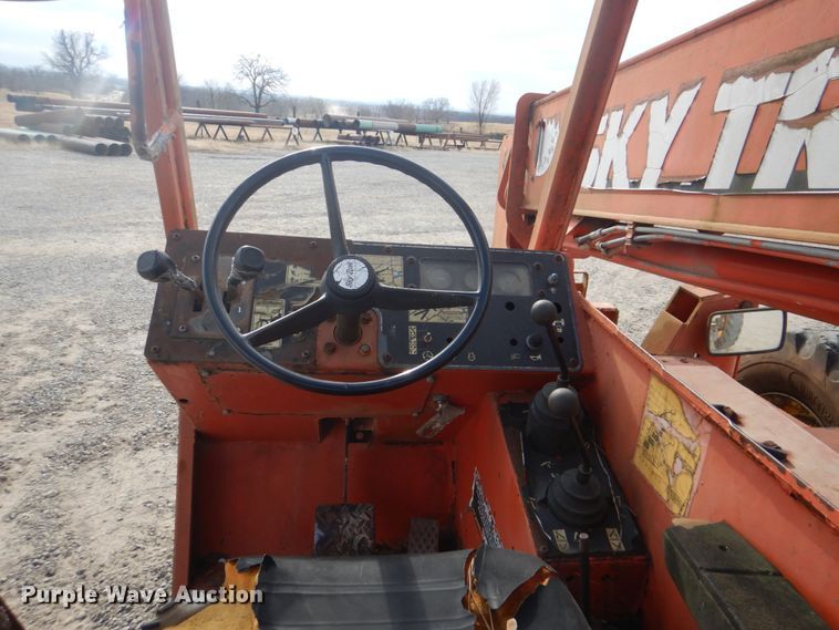 image for item DI2434 1994 SkyTrak 6036 telehandler