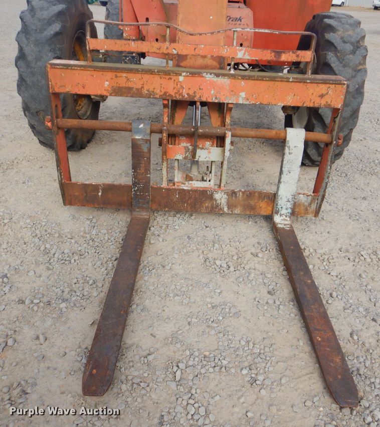 image for item DI2434 1994 SkyTrak 6036 telehandler