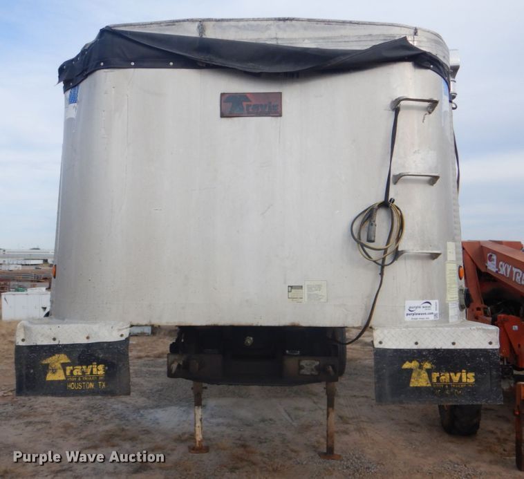 image for item DI2437 2002 Travis S96 end dump trailer