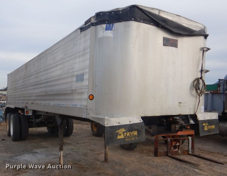 image for item DI2437 2002 Travis S96 end dump trailer