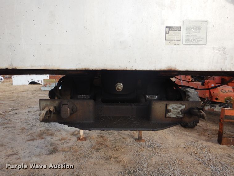 image for item DI2437 2002 Travis S96 end dump trailer