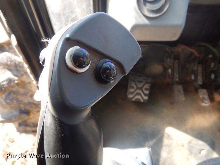 image for item DI2439 2012 Caterpillar 563C feller buncher