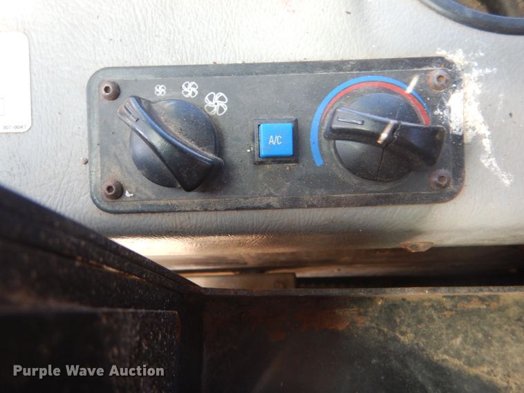 image for item DI2439 2012 Caterpillar 563C feller buncher