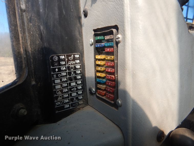 image for item DI2439 2012 Caterpillar 563C feller buncher