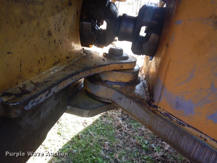 image for item DI2439 2012 Caterpillar 563C feller buncher