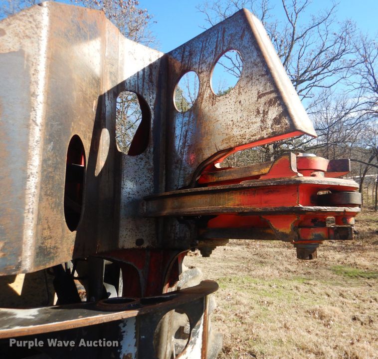 image for item DI2439 2012 Caterpillar 563C feller buncher