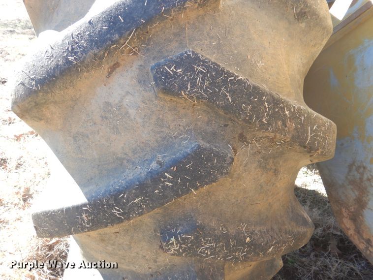 image for item DI2439 2012 Caterpillar 563C feller buncher