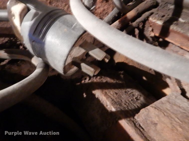 image for item DV9746 Simonds 4V3352V3X knife grinder