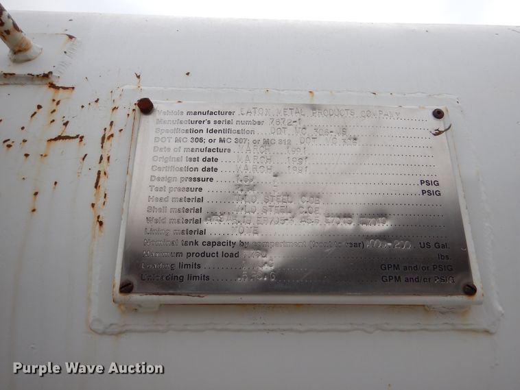 image for item DY9869 1991 Chevrolet Kodiak C6500 service truck