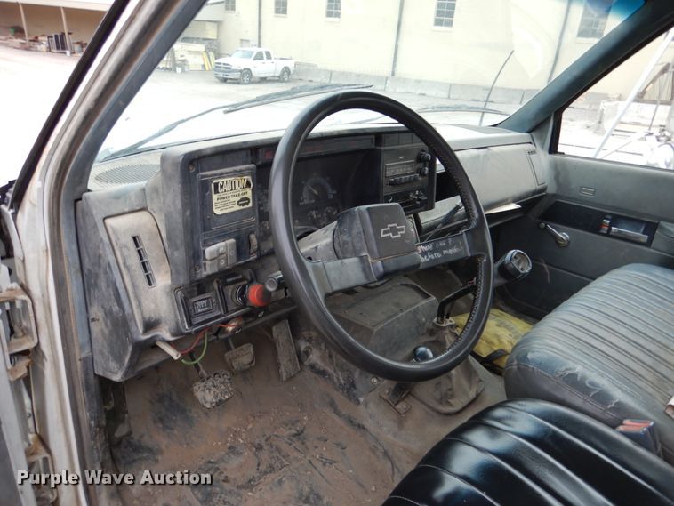 image for item DY9869 1991 Chevrolet Kodiak C6500 service truck