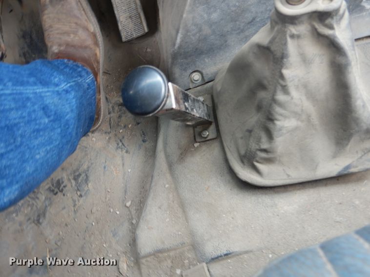 image for item DY9869 1991 Chevrolet Kodiak C6500 service truck