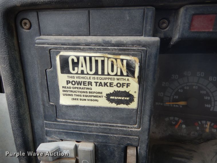 image for item DY9869 1991 Chevrolet Kodiak C6500 service truck