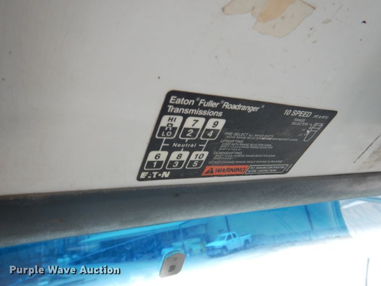 image for item DY9869 1991 Chevrolet Kodiak C6500 service truck