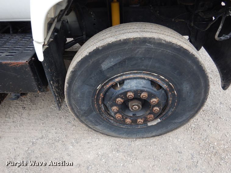 image for item DY9869 1991 Chevrolet Kodiak C6500 service truck