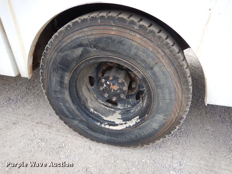 image for item DY9869 1991 Chevrolet Kodiak C6500 service truck