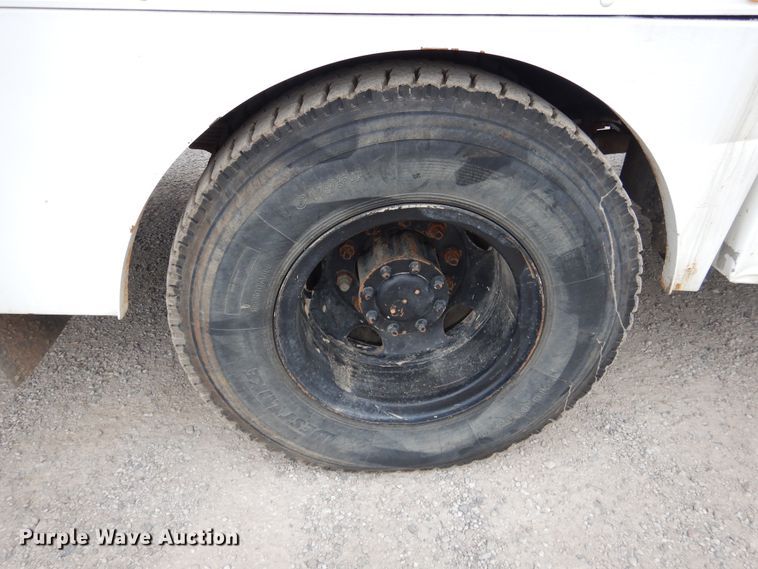 image for item DY9869 1991 Chevrolet Kodiak C6500 service truck