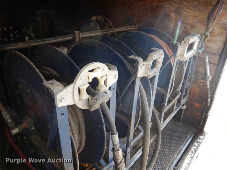 image for item DY9869 1991 Chevrolet Kodiak C6500 service truck