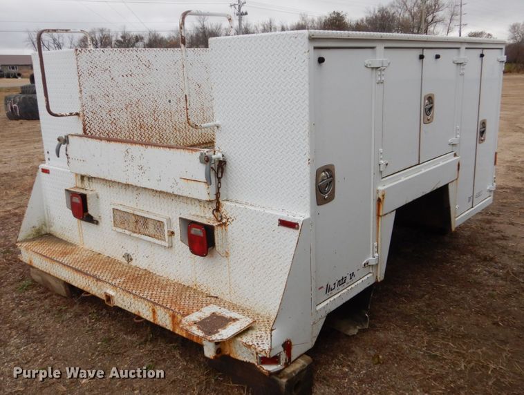 image for item EC9110 Maintainer utility bed