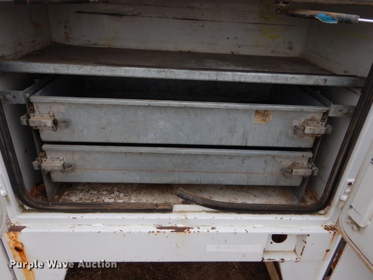 image for item EC9110 Maintainer utility bed