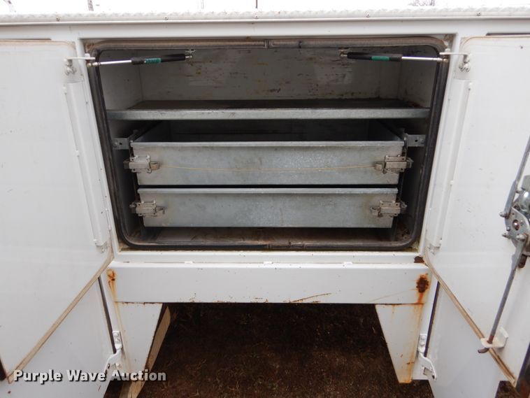 image for item EC9110 Maintainer utility bed