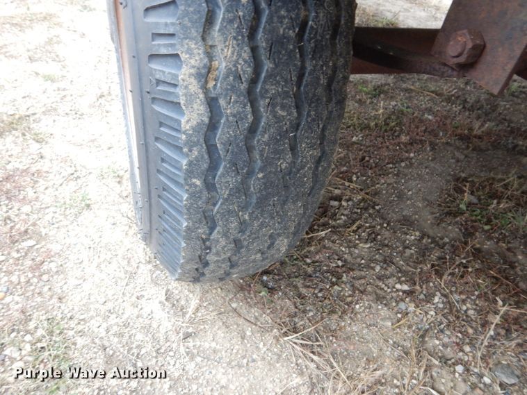 image for item EC9112 1999 Miller office trailer