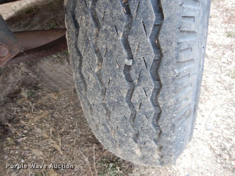 image for item EC9112 1999 Miller office trailer