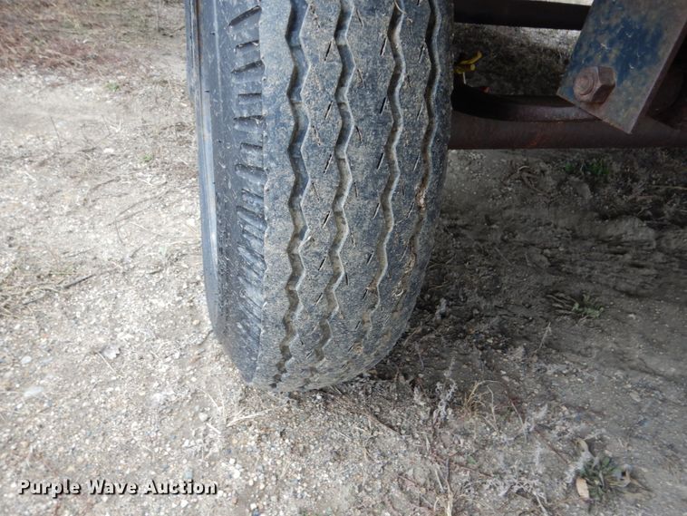 image for item EC9112 1999 Miller office trailer