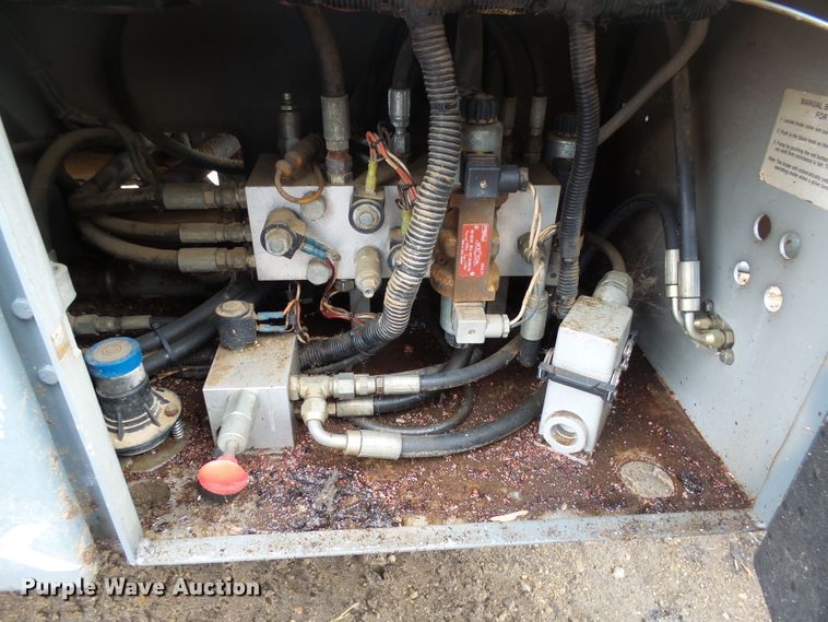 image for item EF9596 Sky Jack SJ7127 scissor lift