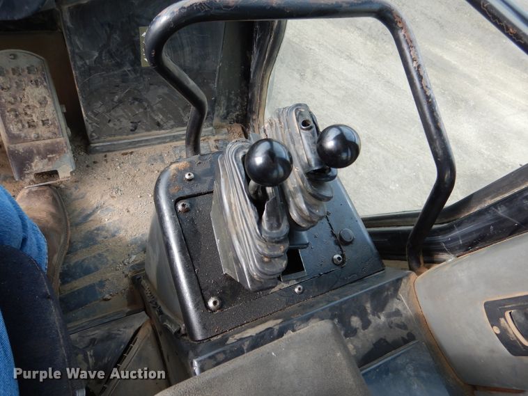 image for item EK9090 2003 Caterpillar 963C track loader