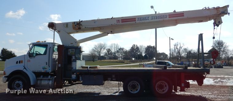image for item EK9112 2000 Sterling L-Line crane truck