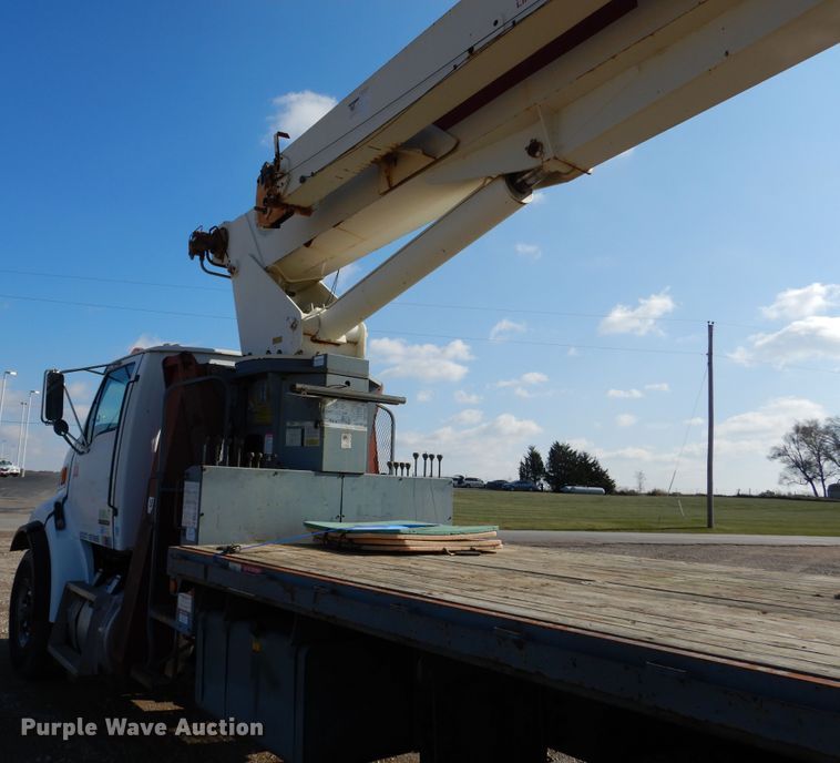 image for item EK9112 2000 Sterling L-Line crane truck