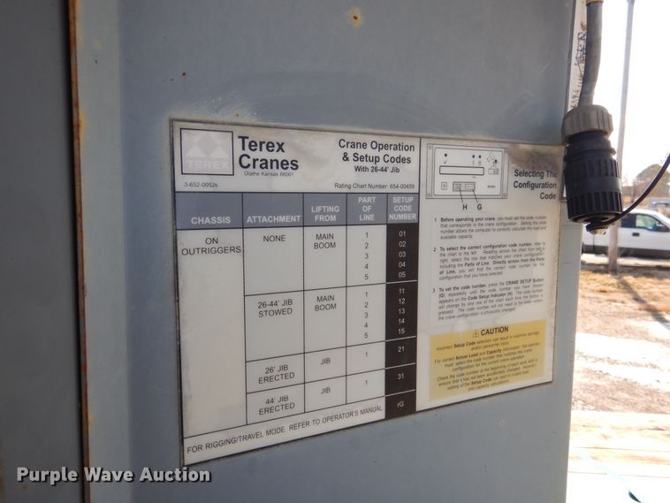 image for item EK9112 2000 Sterling L-Line crane truck