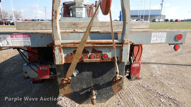 image for item EK9112 2000 Sterling L-Line crane truck