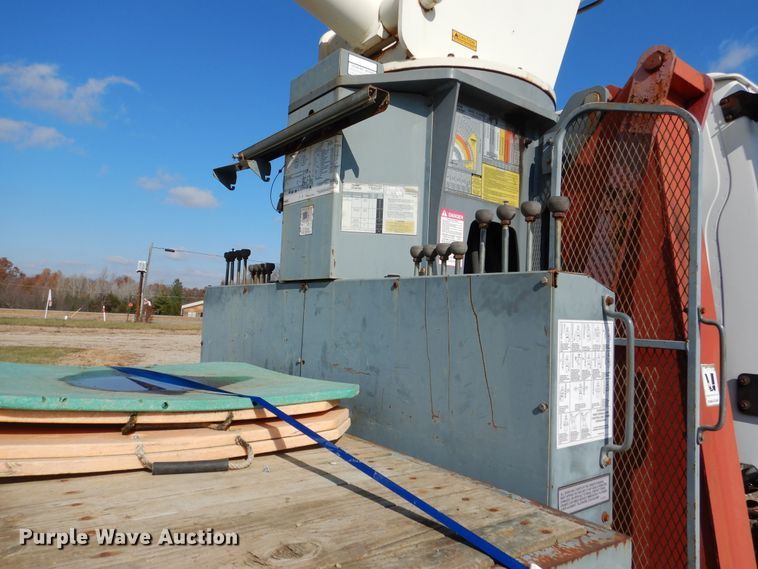 image for item EK9112 2000 Sterling L-Line crane truck