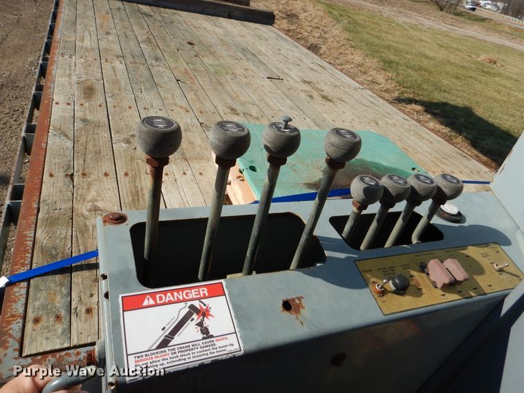 image for item EK9112 2000 Sterling L-Line crane truck