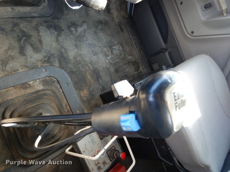 image for item EK9112 2000 Sterling L-Line crane truck