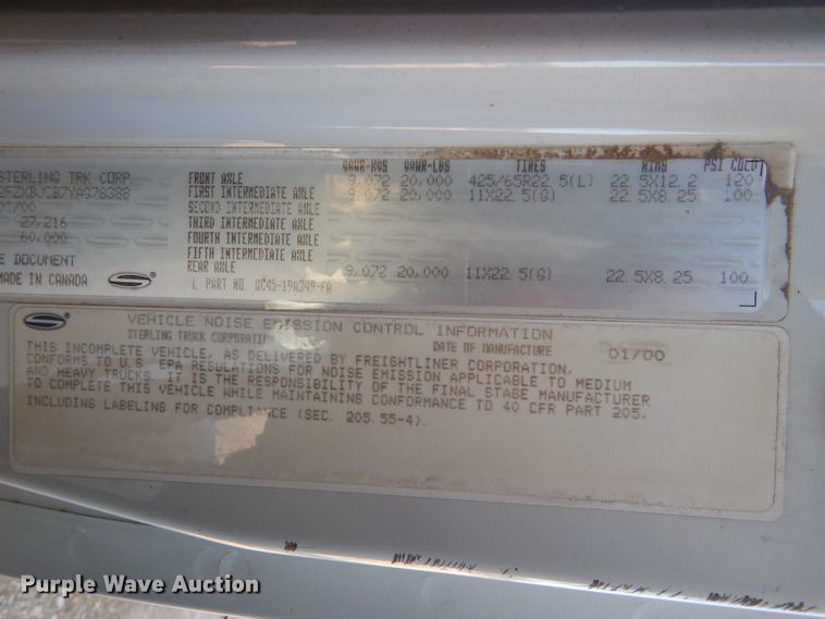 image for item EK9112 2000 Sterling L-Line crane truck