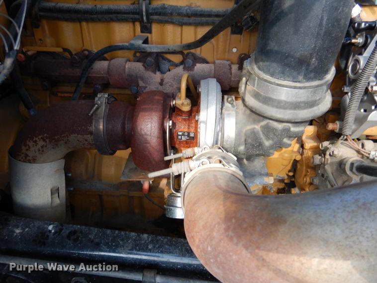 image for item EK9112 2000 Sterling L-Line crane truck