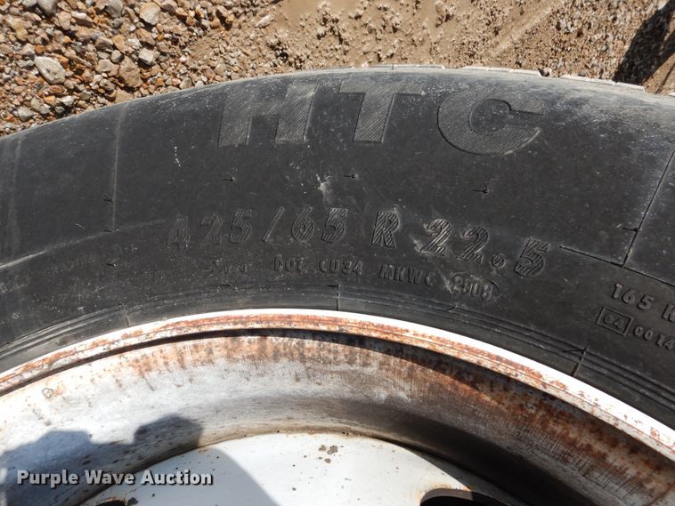 image for item EK9112 2000 Sterling L-Line crane truck