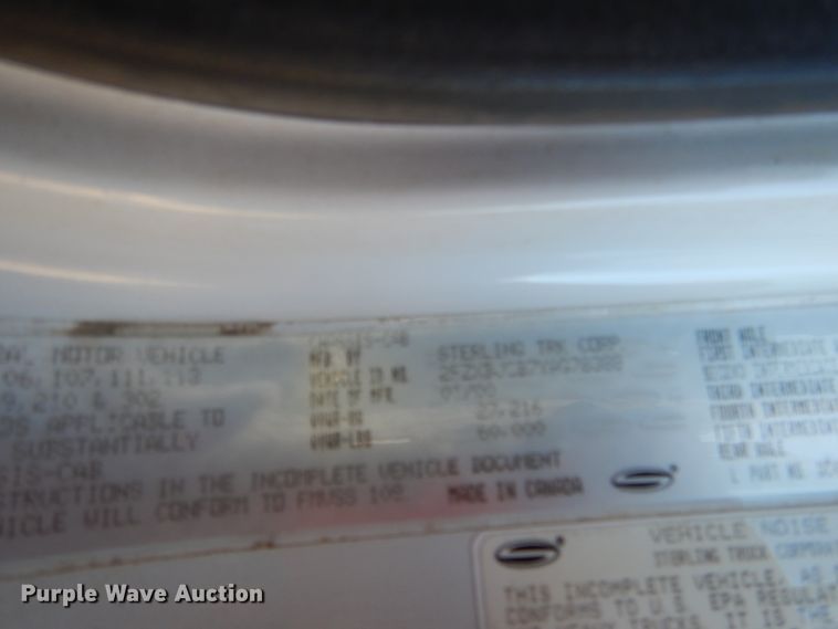 image for item EK9112 2000 Sterling L-Line crane truck