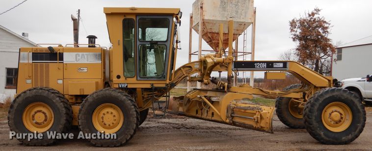 image for item EK9116 1998 Caterpillar 120H motor grader