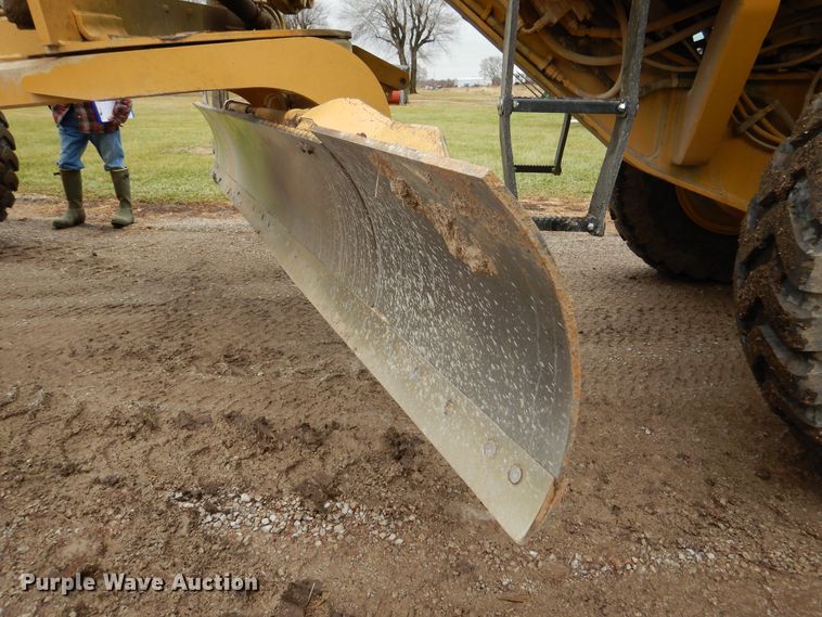 image for item EK9116 1998 Caterpillar 120H motor grader