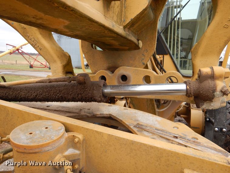 image for item EK9116 1998 Caterpillar 120H motor grader