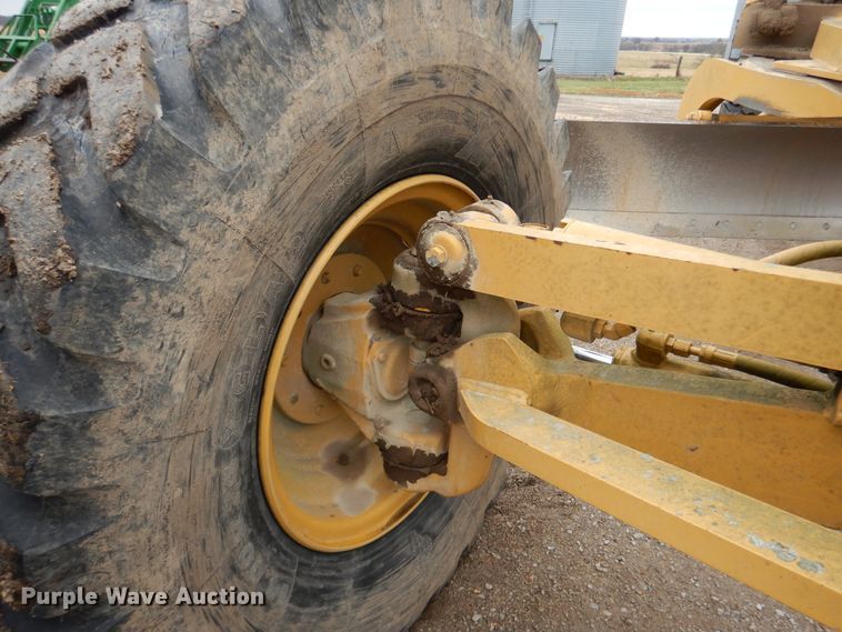 image for item EK9116 1998 Caterpillar 120H motor grader