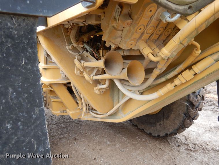 image for item EK9116 1998 Caterpillar 120H motor grader