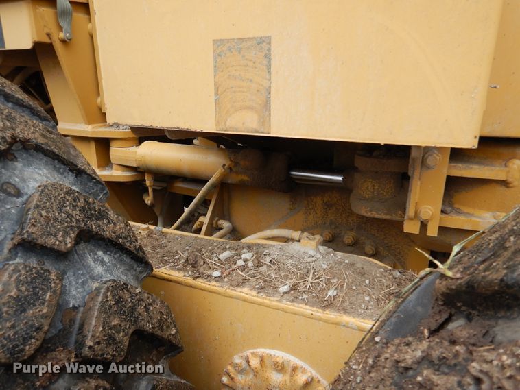 image for item EK9116 1998 Caterpillar 120H motor grader