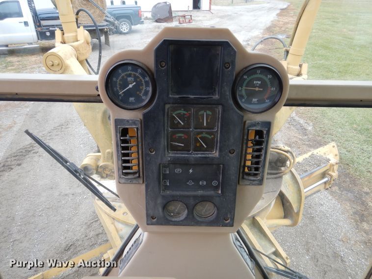image for item EK9116 1998 Caterpillar 120H motor grader