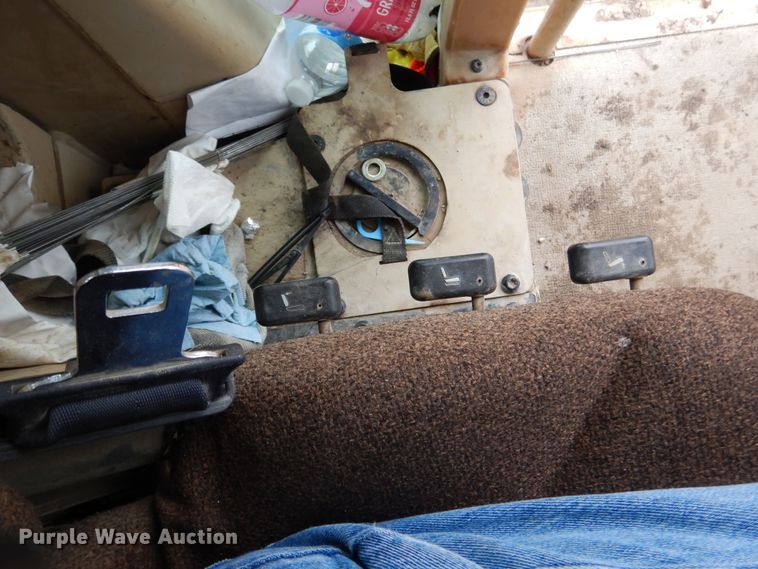 image for item EK9116 1998 Caterpillar 120H motor grader