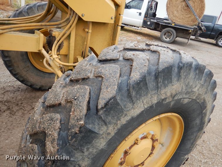 image for item EK9116 1998 Caterpillar 120H motor grader